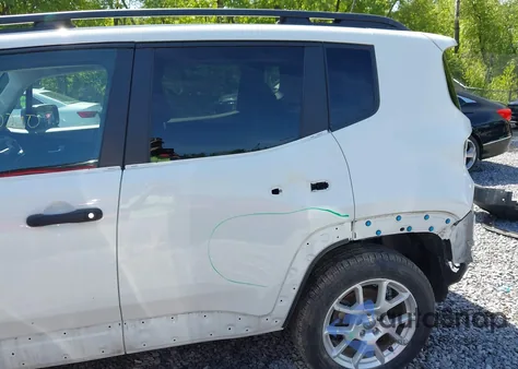 2021 Jeep Renegade Sport 4X4 из США, поврежденный, VIN ZACNJDAB8MPN22480